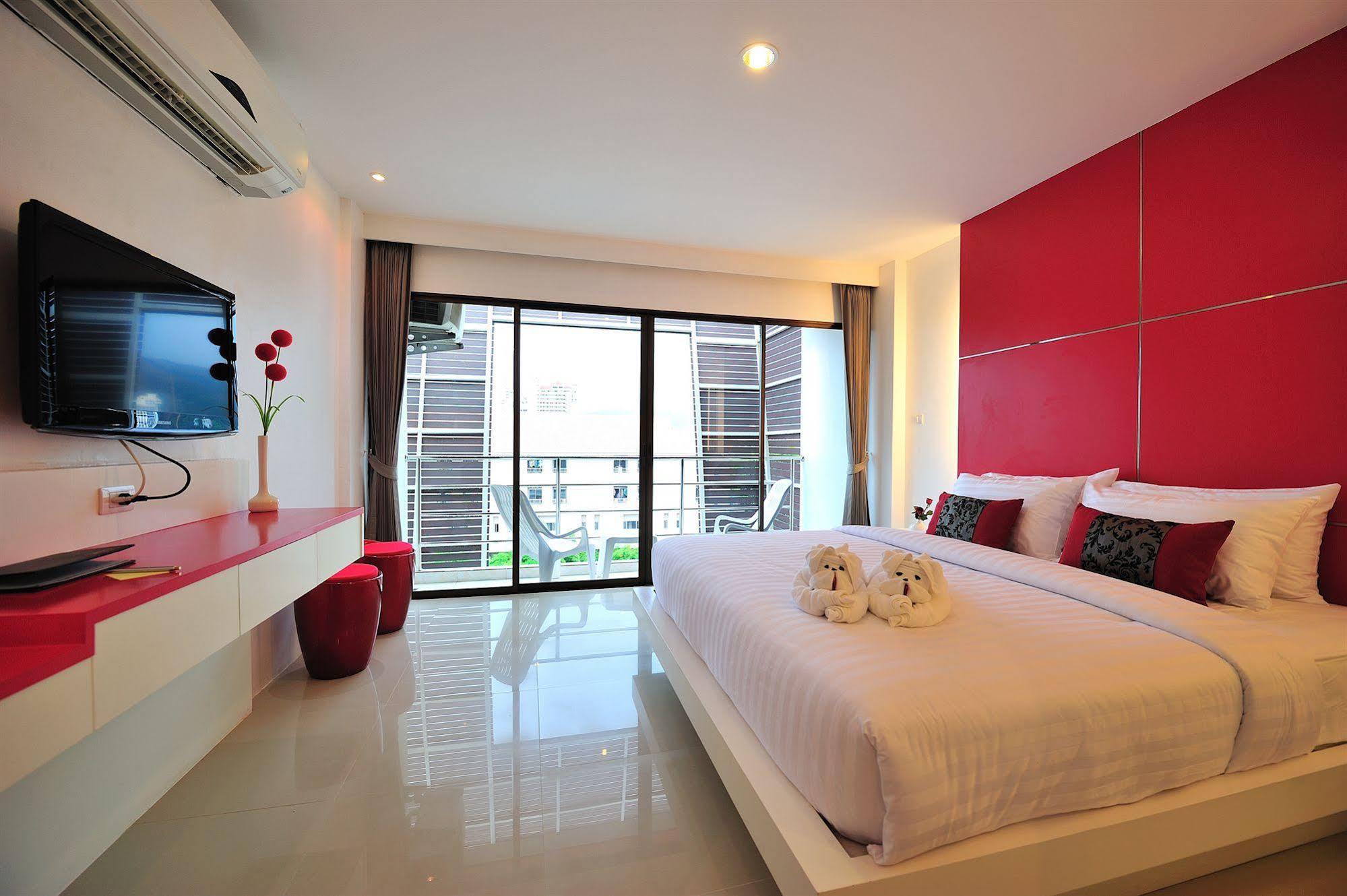 Alfresco Phuket Hotel Patong Kültér fotó