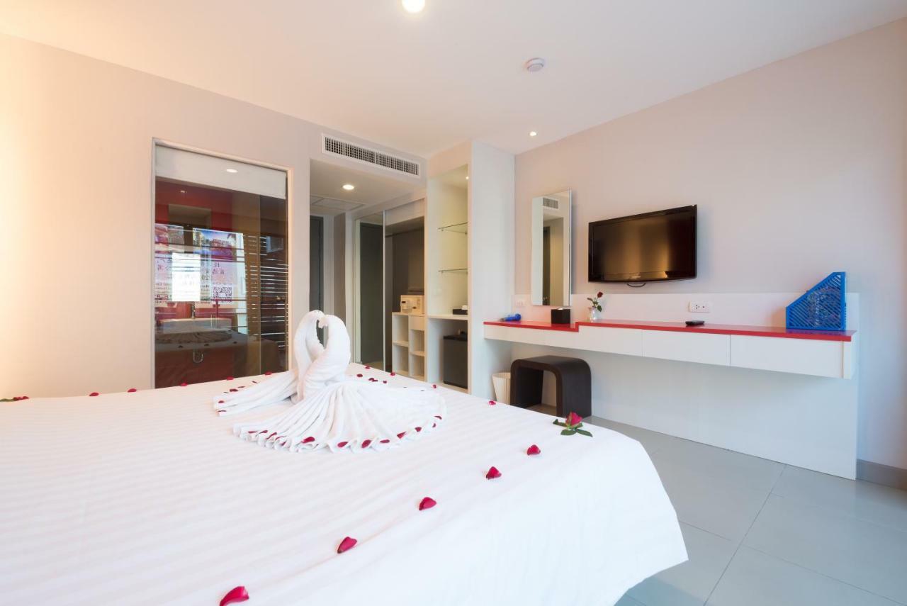 Alfresco Phuket Hotel Patong Kültér fotó