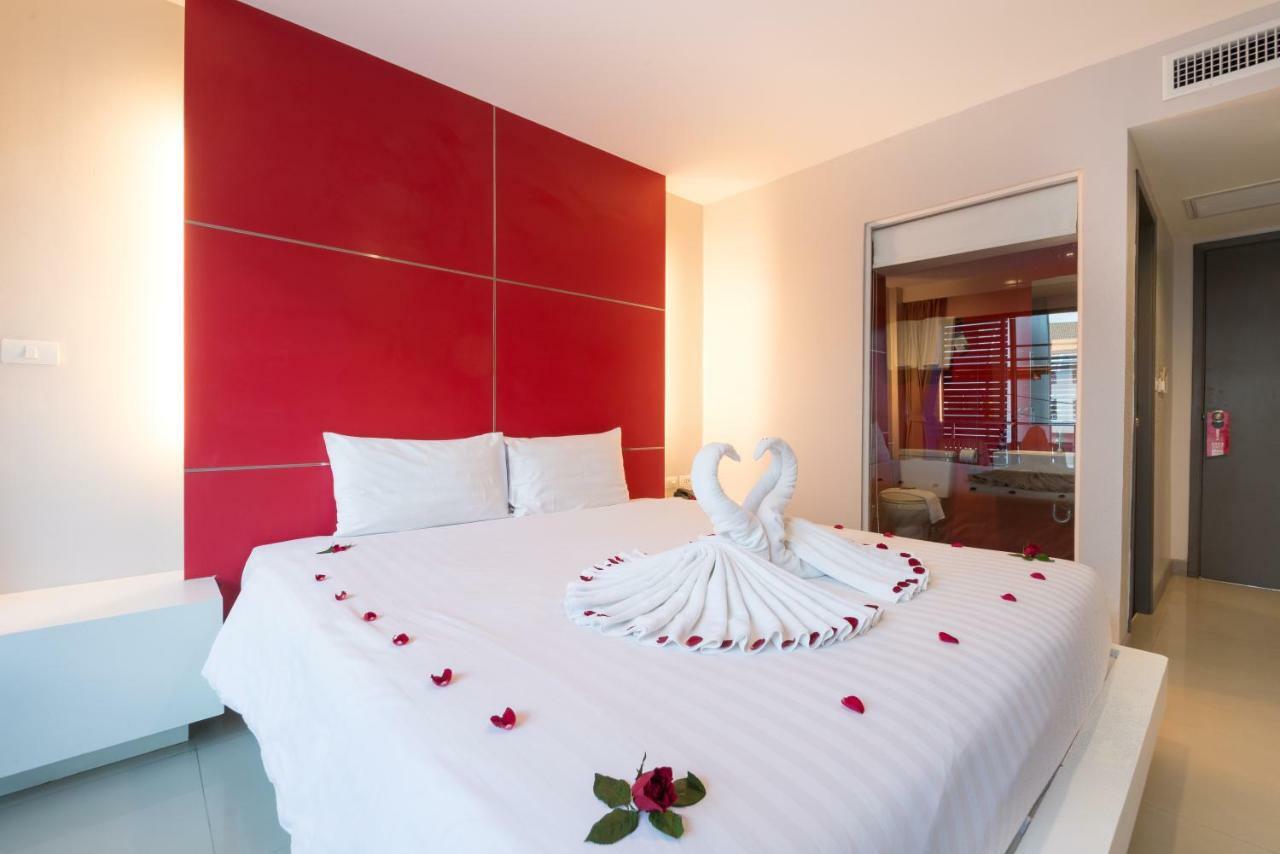 Alfresco Phuket Hotel Patong Kültér fotó