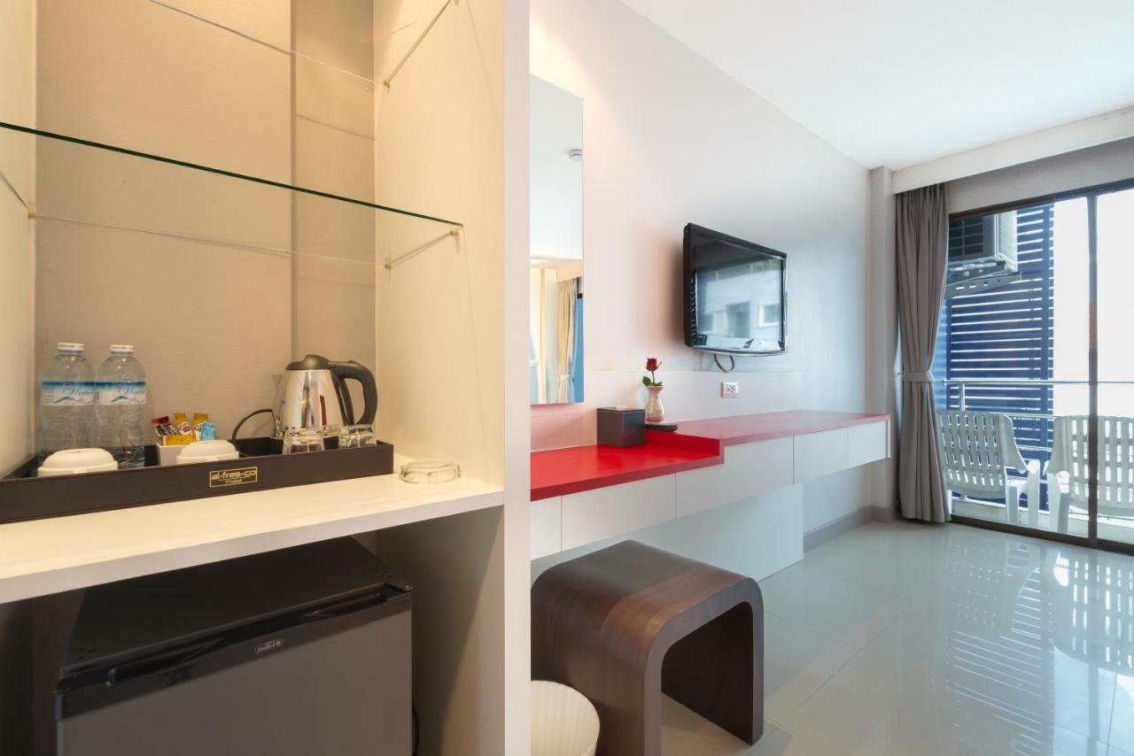 Alfresco Phuket Hotel Patong Kültér fotó