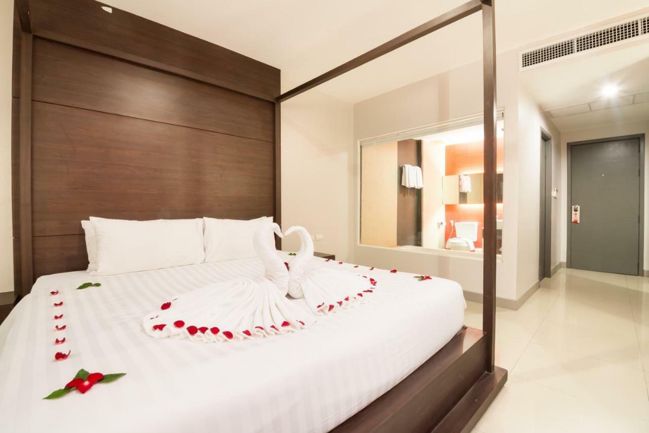 Alfresco Phuket Hotel Patong Kültér fotó