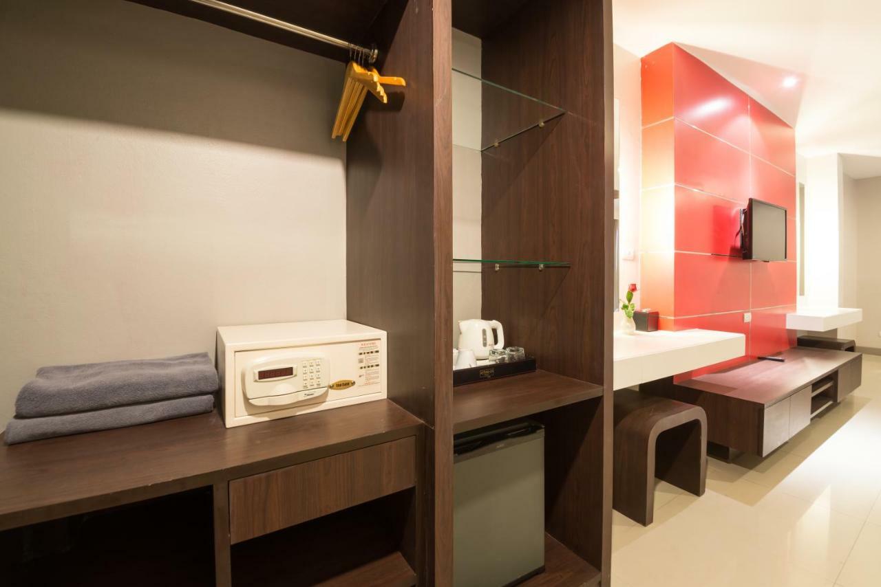 Alfresco Phuket Hotel Patong Kültér fotó